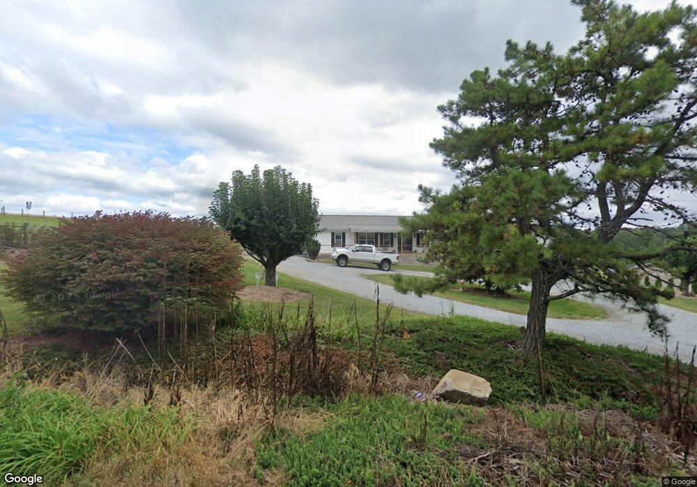 232 Lytle Rd, Hendersonville, NC 28792 - photo 1