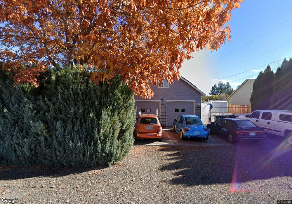 2130 SW 24th St, Redmond, OR 97756 - photo 1