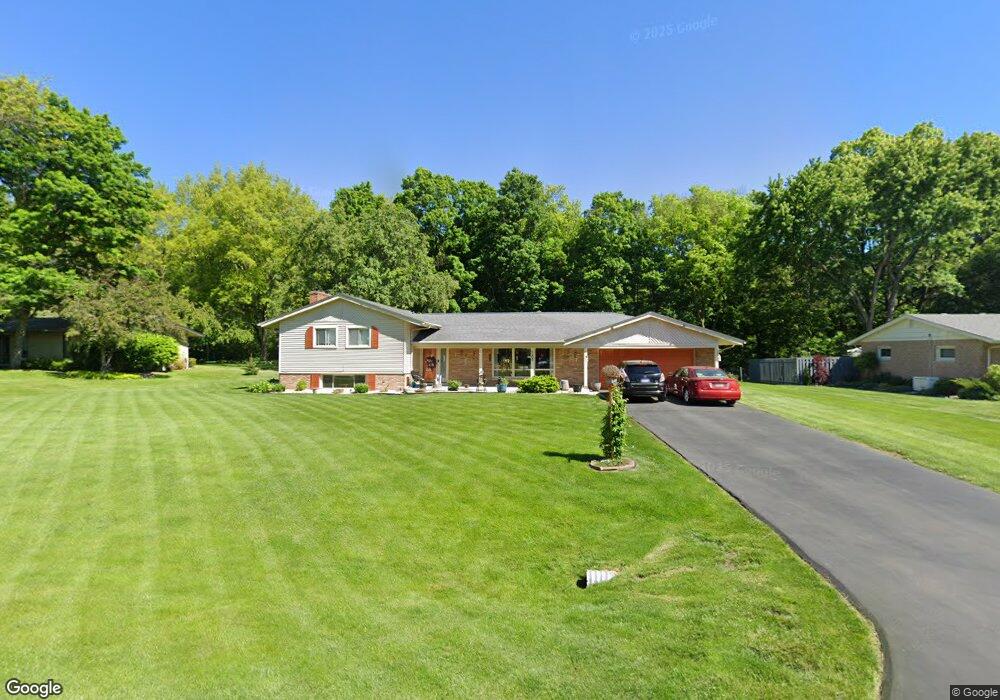 6205 Mapleridge Dr, Flint, MI 48532 - photo 1