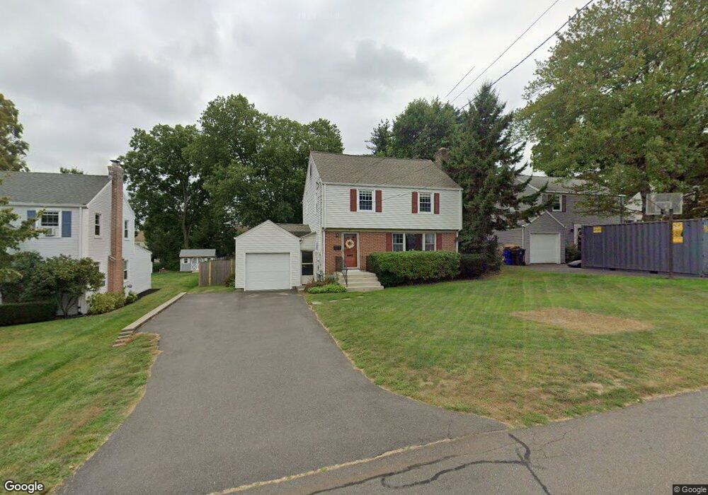 51 Ledgewood Rd, West Hartford, CT 06107 - photo 1