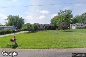 116 E Lake Shore Dr, Edelstein, IL 61526