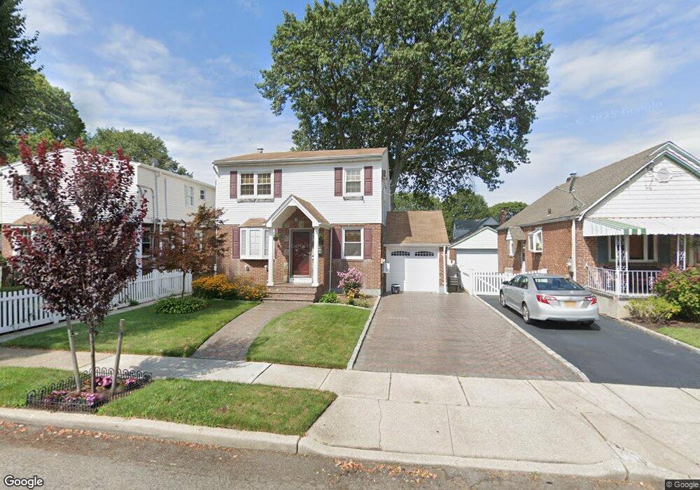 258 Rintin St, Franklin Square, NY 11010 - photo 1