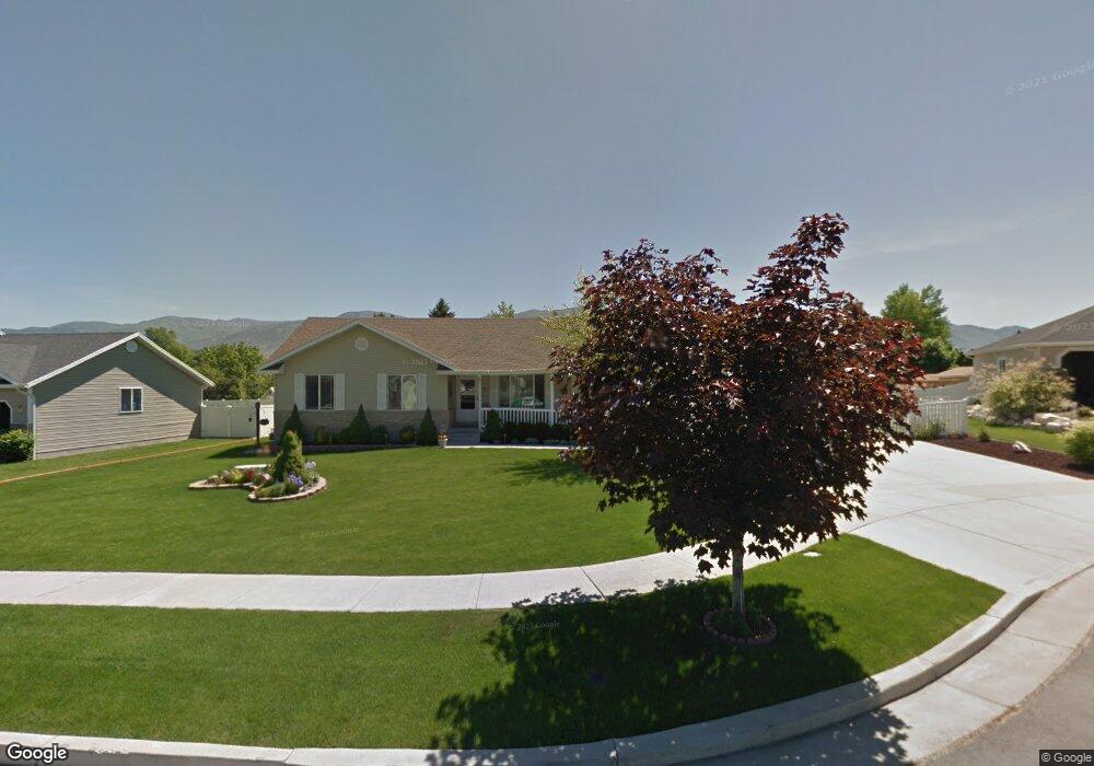 152 N 450 W unit 3, Hyrum, UT 84319 - photo 1