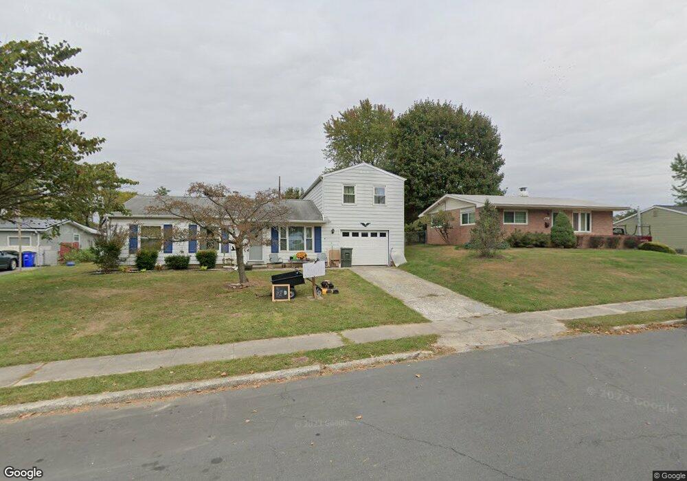 1310 Outer Dr, Hagerstown, MD 21742 - photo 1