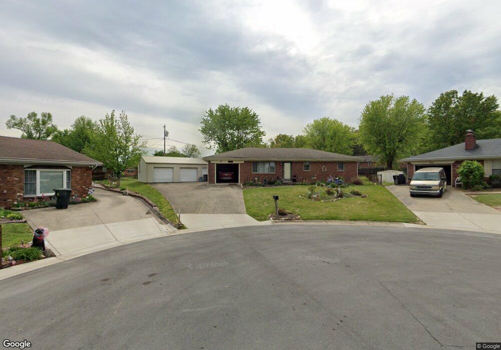 410 Village Cir, New Albany, IN 47150 - photo 1