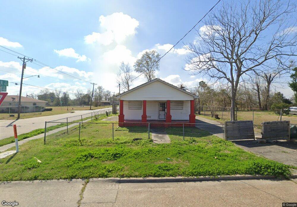 1920 Gieffers St, Lake Charles, LA 70601 - photo 1