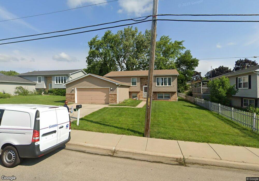 2804 W Glen Flora Ave, Waukegan, IL 60085 - photo 1