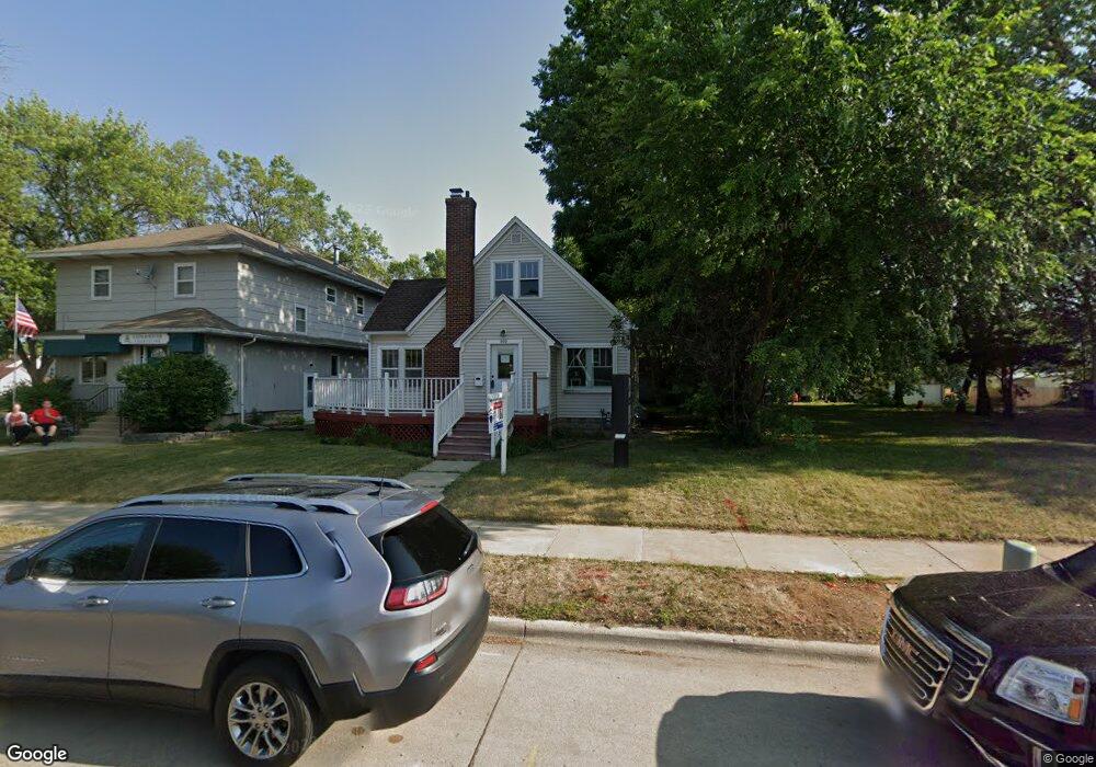 808 W Oakland Ave, Austin, MN 55912 - photo 1