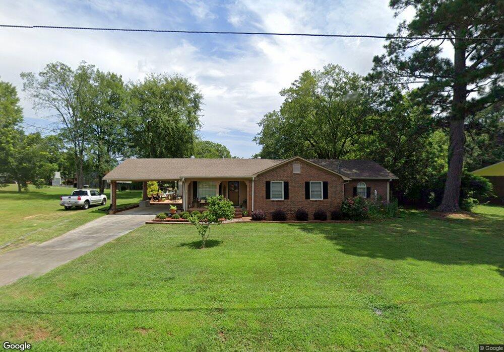 1126 Thompson Dr, Elberton, GA 30635 - photo 1