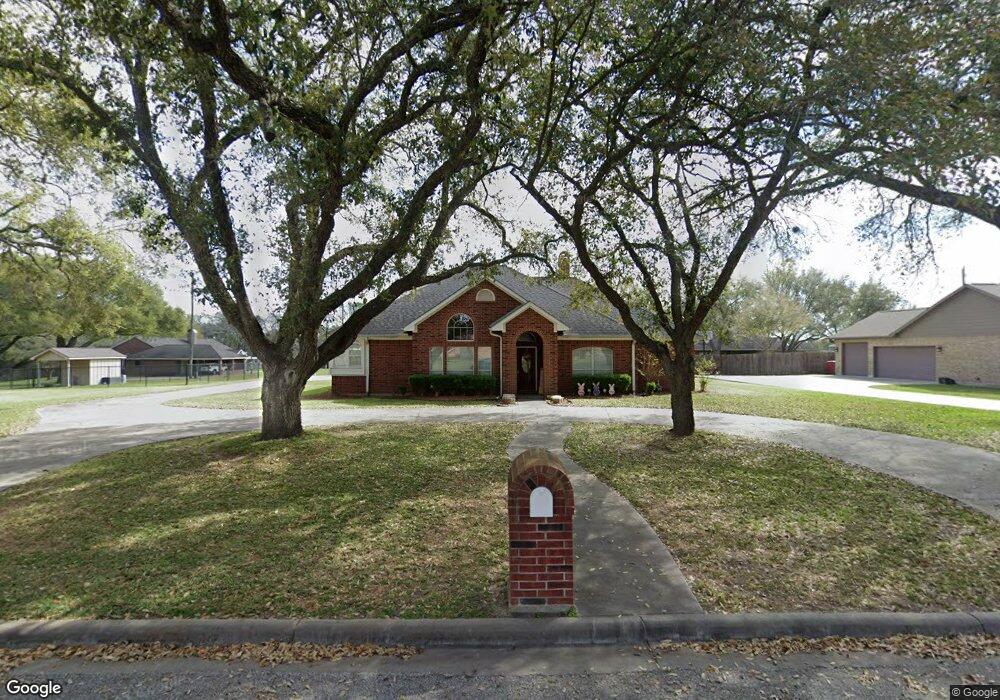 687 Ella St, East Bernard, TX 77435 - photo 1