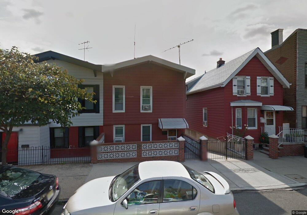 3129 43rd St, Astoria, NY 11103 - photo 1