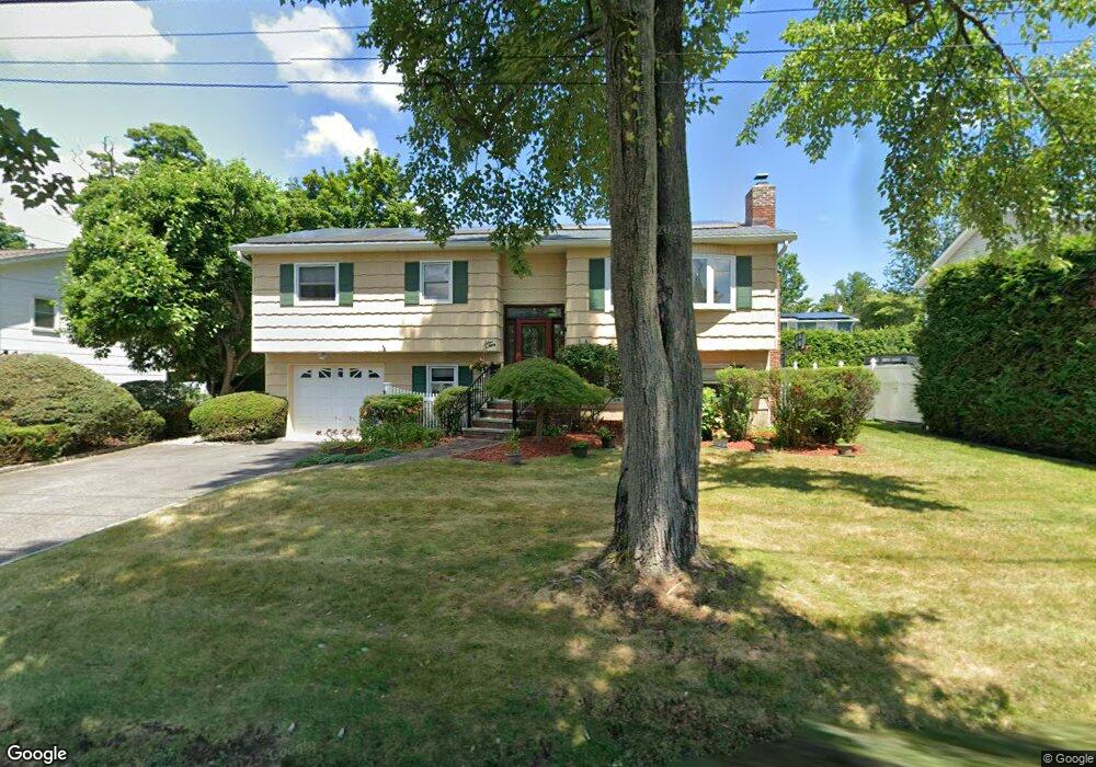 10 E Charles St, Nanuet, NY 10954 - photo 1