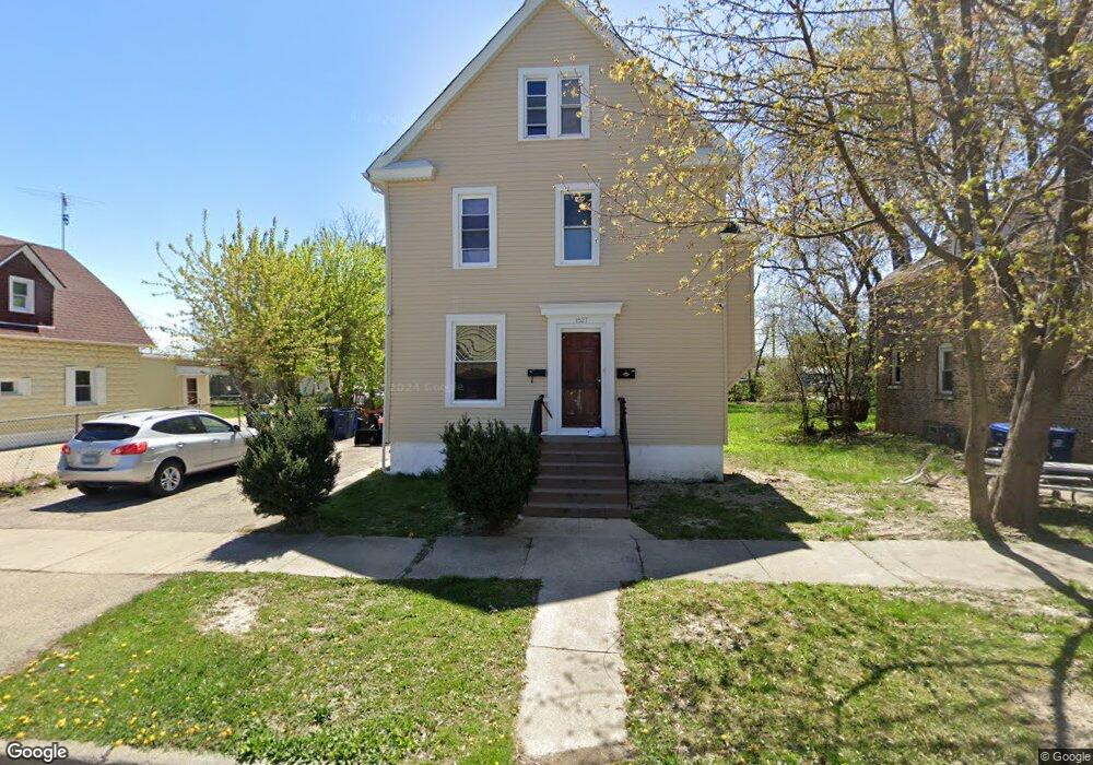 1527 Lucia Ave, Waukegan, IL 60085 - photo 1