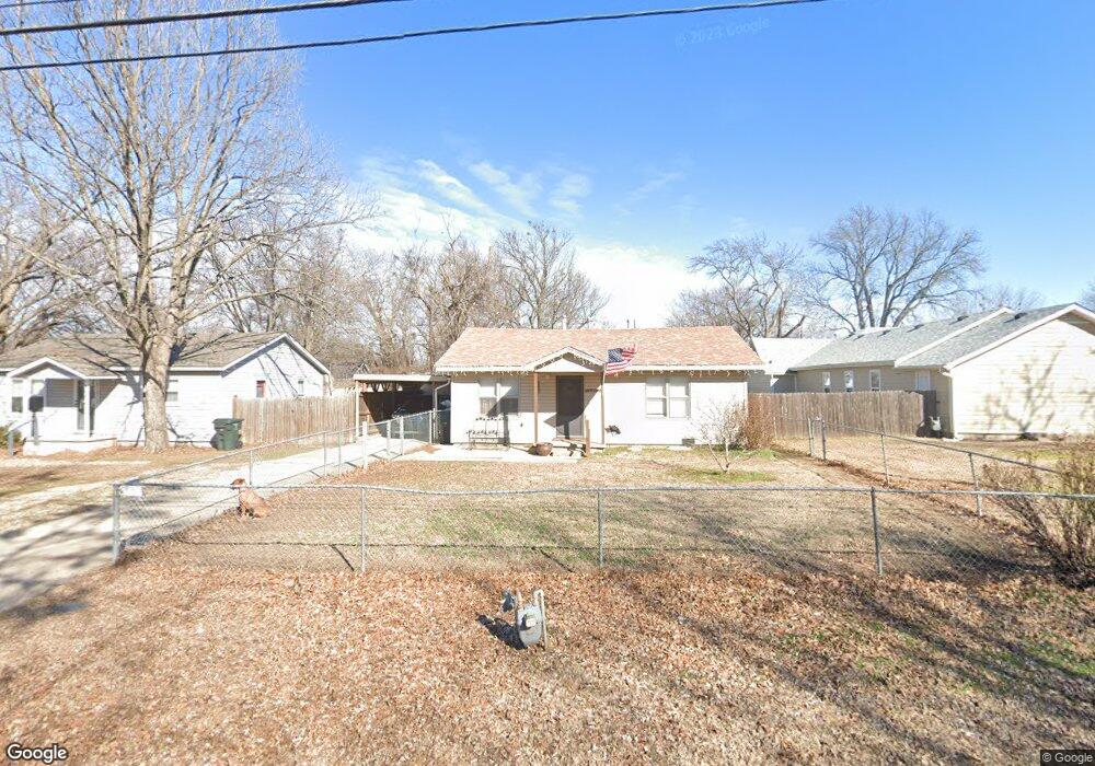 510 E 10th St, Claremore, OK 74017 - photo 1