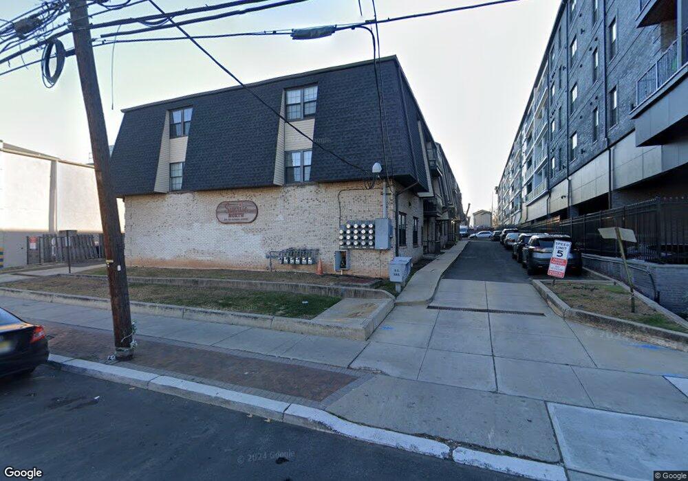 715-721 Newark Ave unit 2G, Elizabeth, NJ 07208 - photo 1