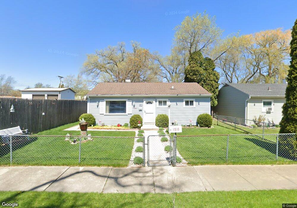 1516 Salem Ave, Waukegan, IL 60085 - photo 1