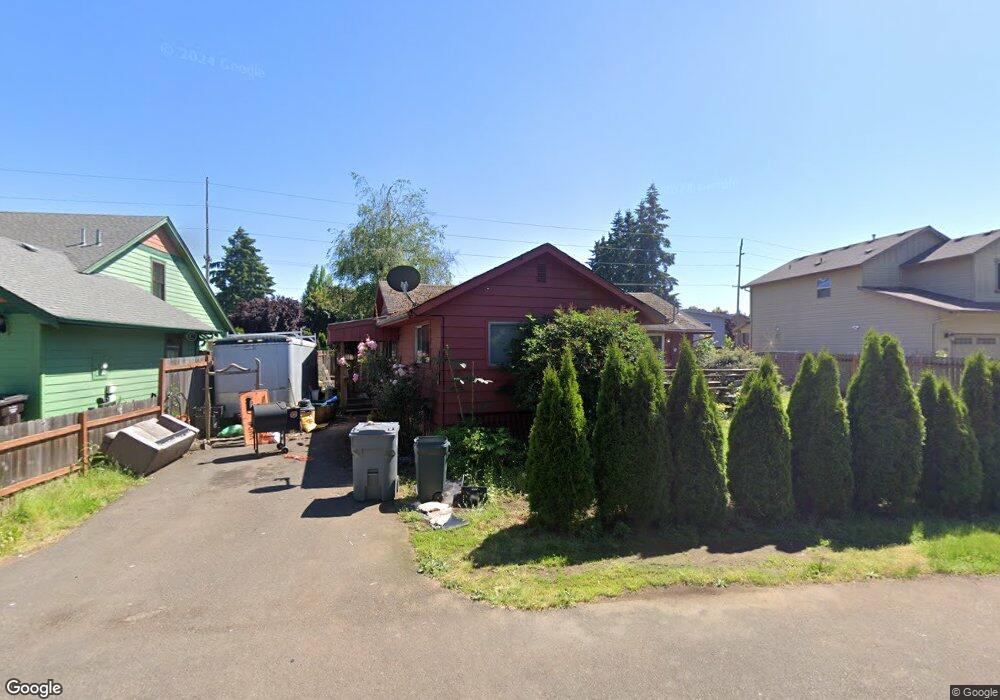 1815 N Maple St, Canby, OR 97013 - photo 1