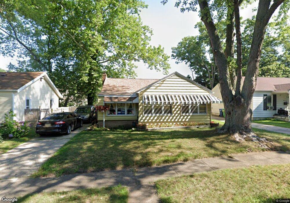 925 Burns St, Niles, MI 49120 - photo 1