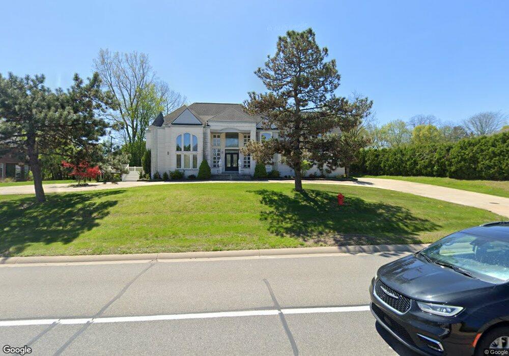 2800 S Telegraph Rd, Bloomfield Hills, MI 48302 - photo 1