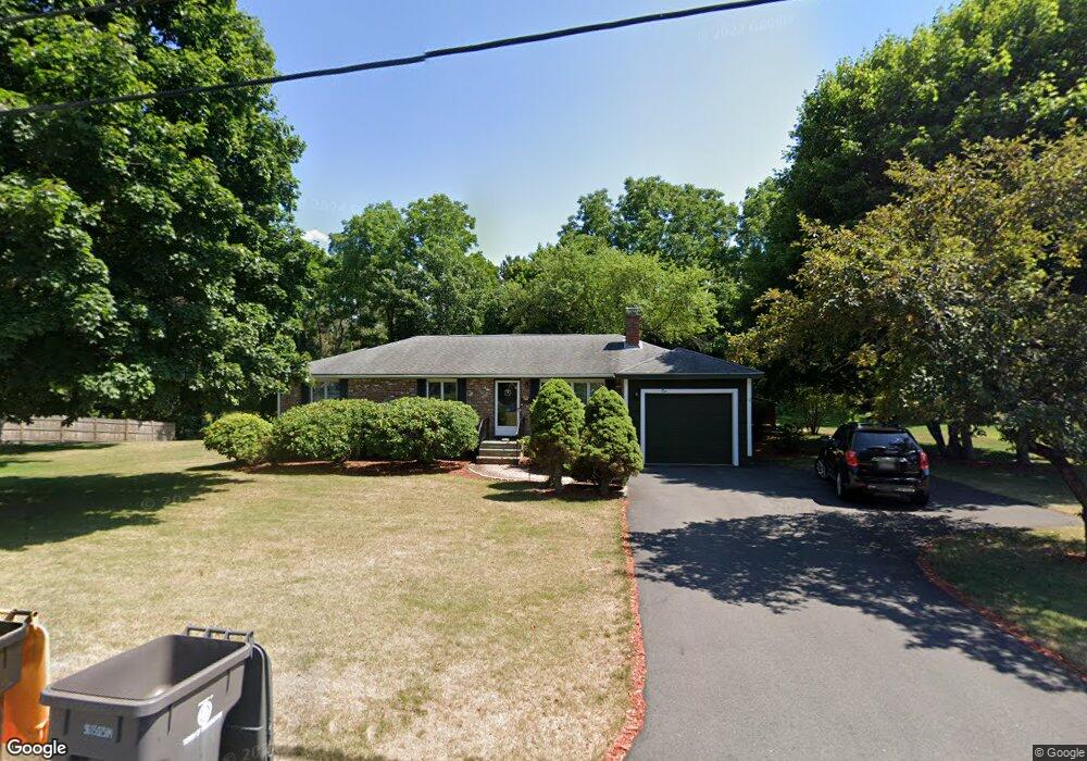 10 Janice Cir, Framingham, MA 01701 - photo 1