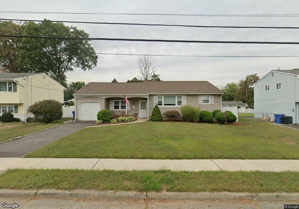 14 Lonanbe Dr, Middlesex, NJ 08846 - photo 1