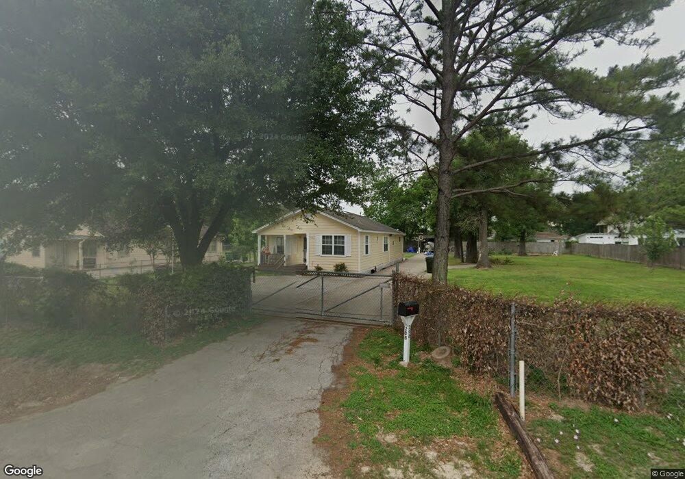 208 Sylvester Rd, Houston, TX 77009 - photo 1