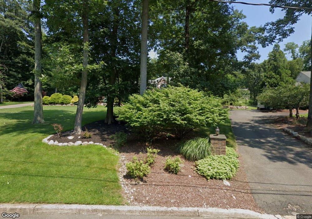 40 Clover Ln, Upper Saddle River, NJ 07458 - photo 1