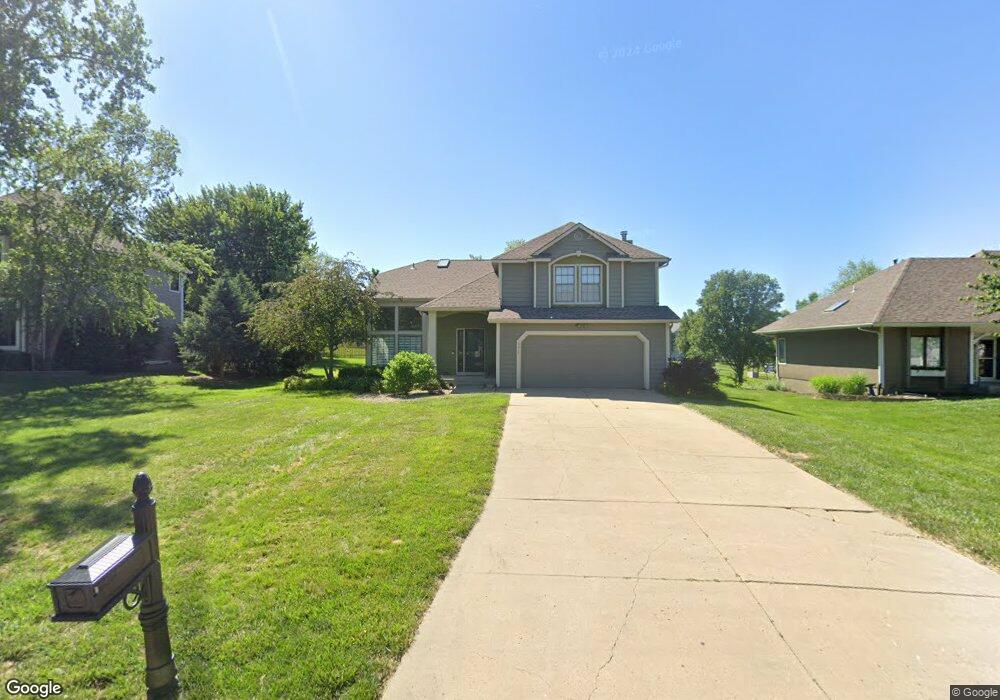 3917 SW Friar Rd, Topeka, KS 66610 - photo 1