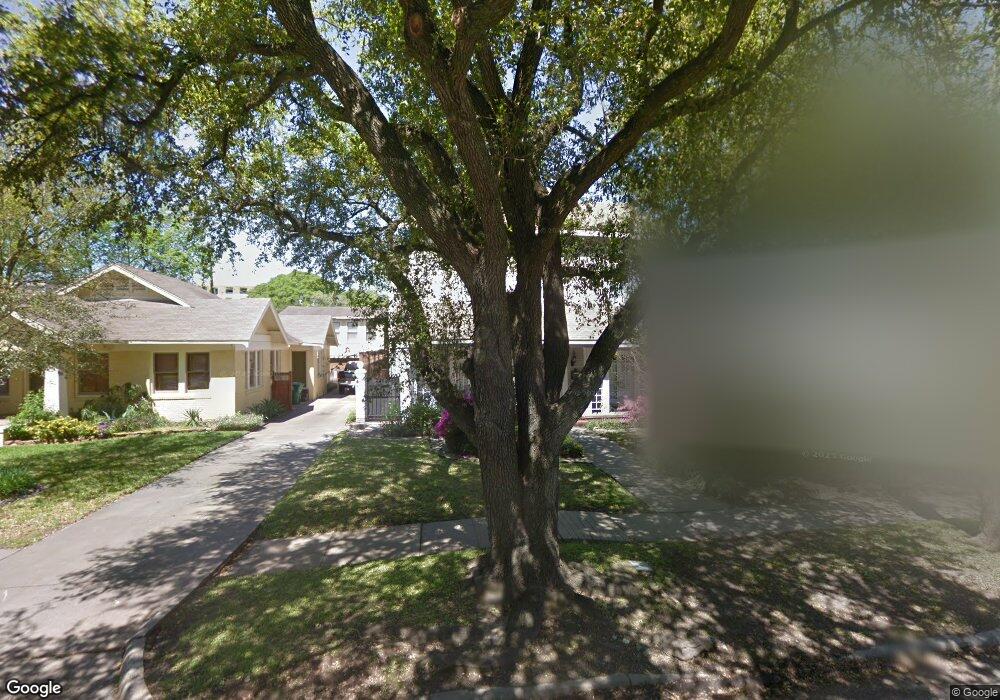 1626 Colquitt St, Houston, TX 77006 - photo 1