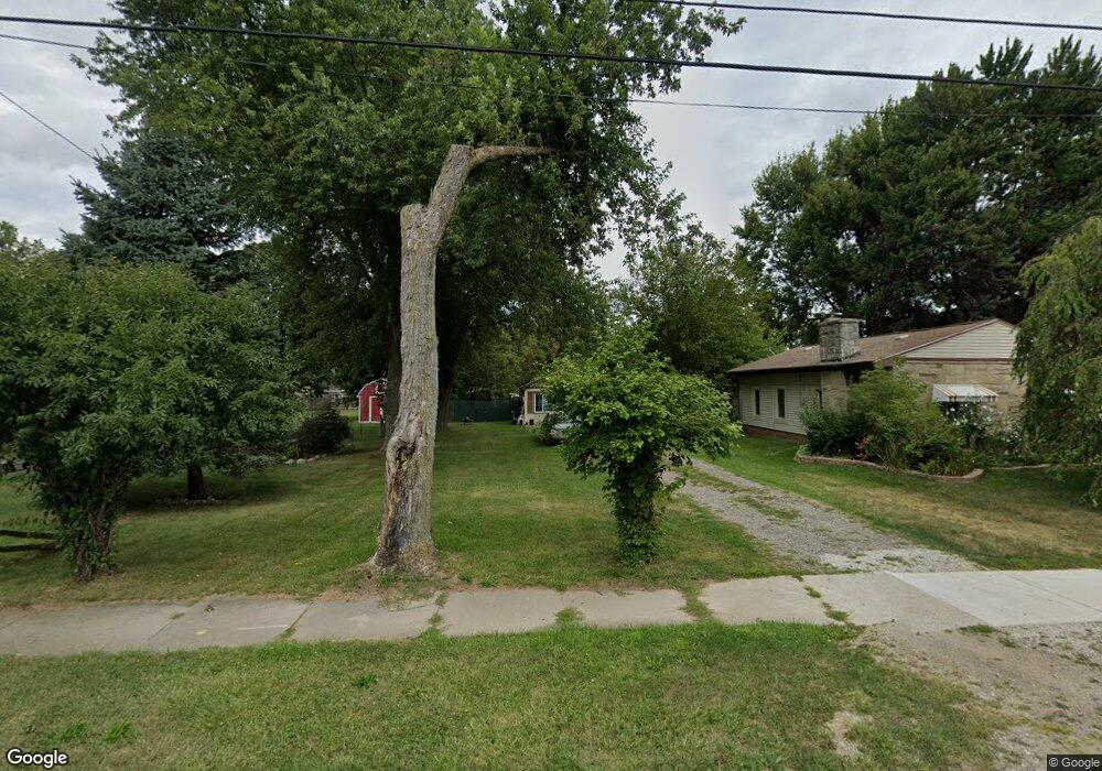 1230 Pierce Rd, Lansing, MI 48910 - photo 1