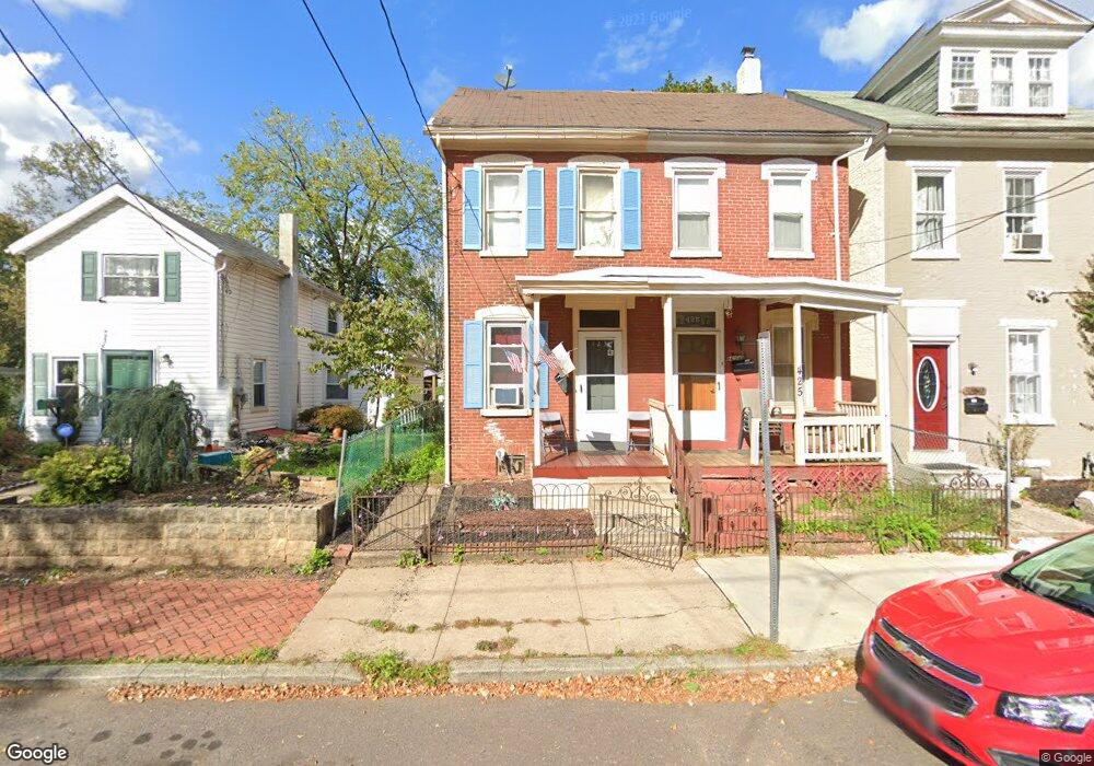 423 Walnut St, Pottstown, PA 19464 - photo 1
