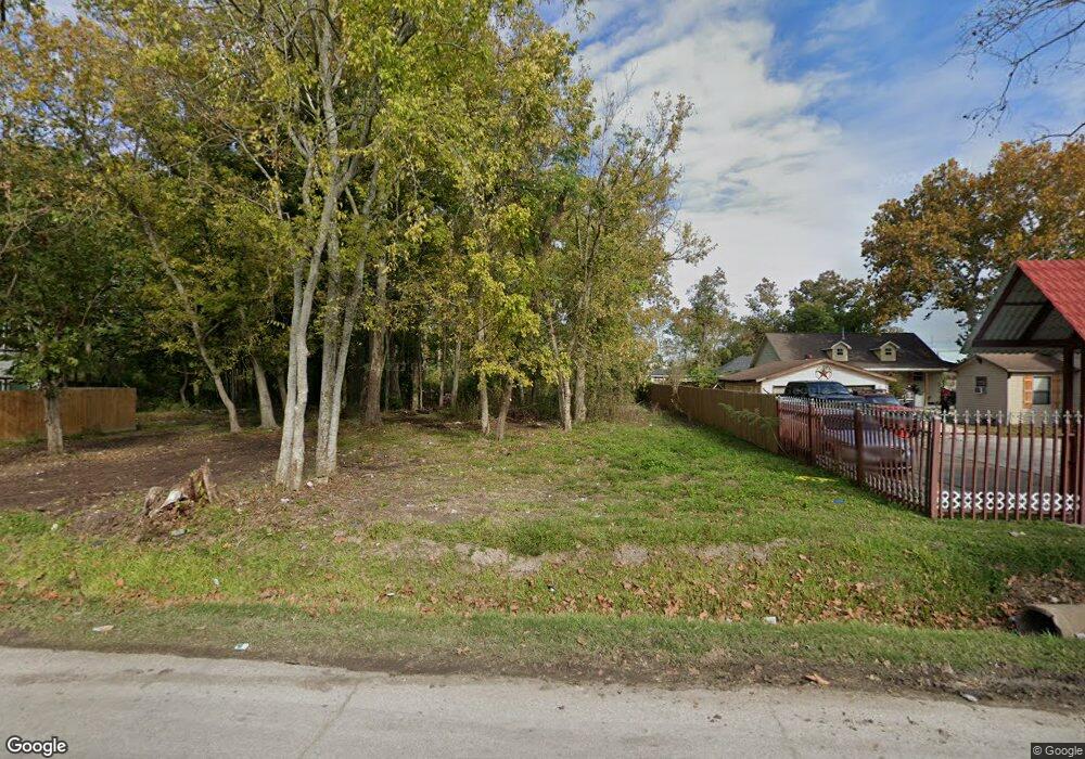 1862 Dollywright Rd, Houston, TX 77088 - photo 1