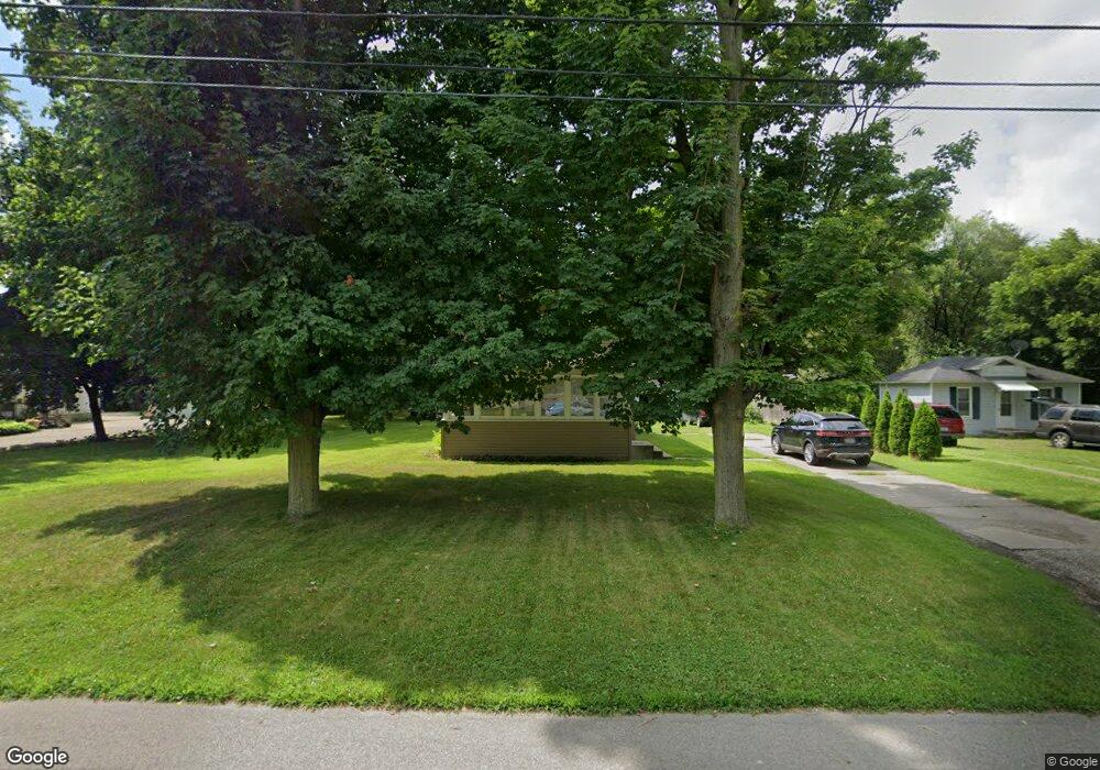 1911 Kulp Ave, Elkhart, IN 46517 - photo 1