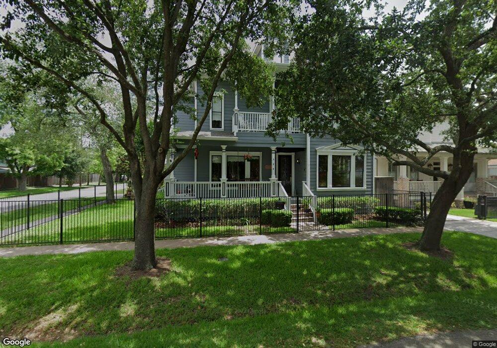 644 Columbia St, Houston, TX 77007 - photo 1