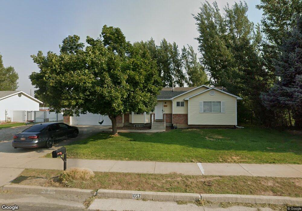1057 E 30 S, Hyrum, UT 84319 - photo 1