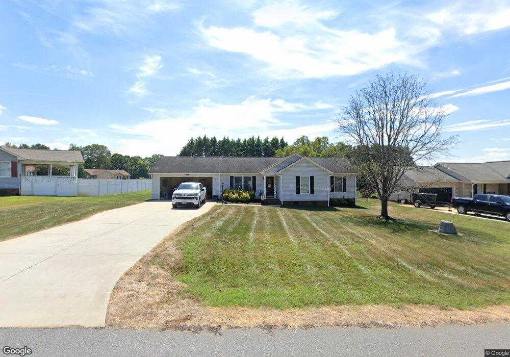 2591 Gold Rush Dr, Lincolnton, NC 28092 - photo 1
