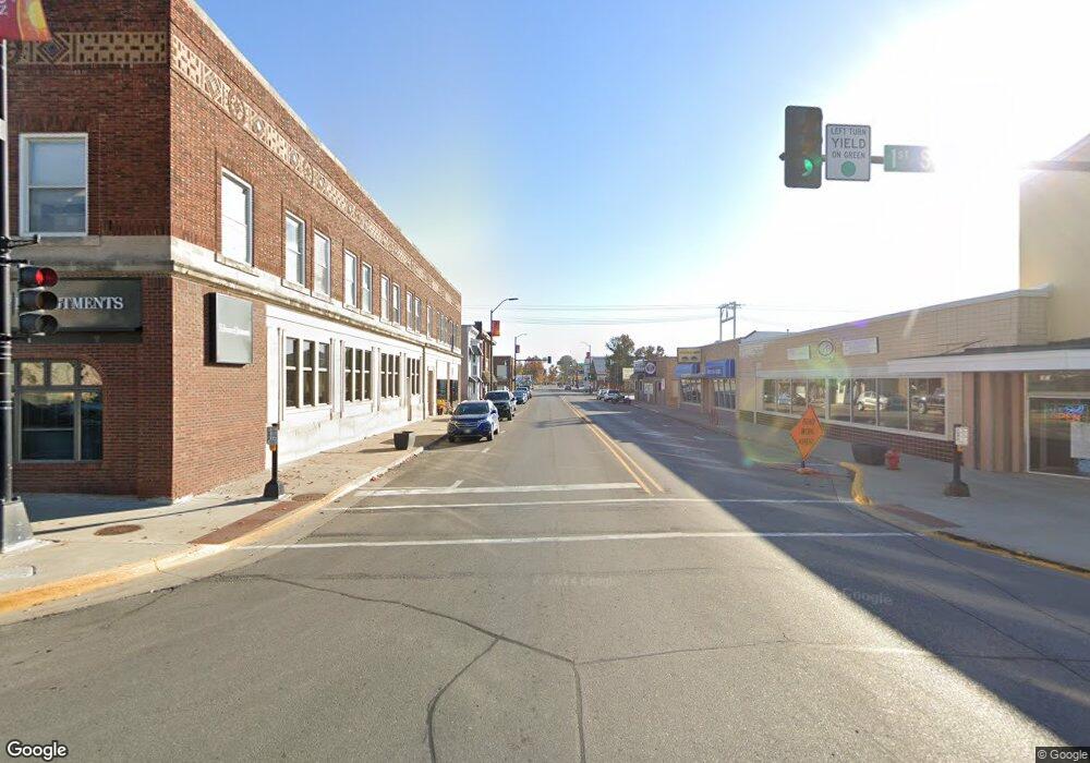 100 & 1004 1st Ave E, Newton, IA 50208 - photo 1