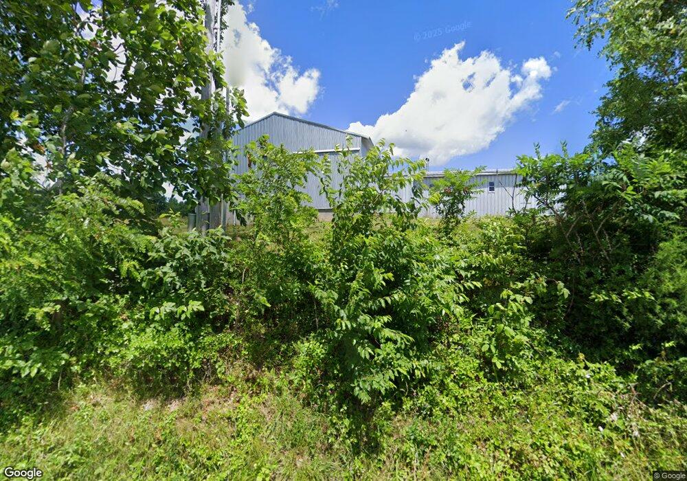 1635 Green Hill Welchburg Rd, Annville, KY 40402 - photo 1