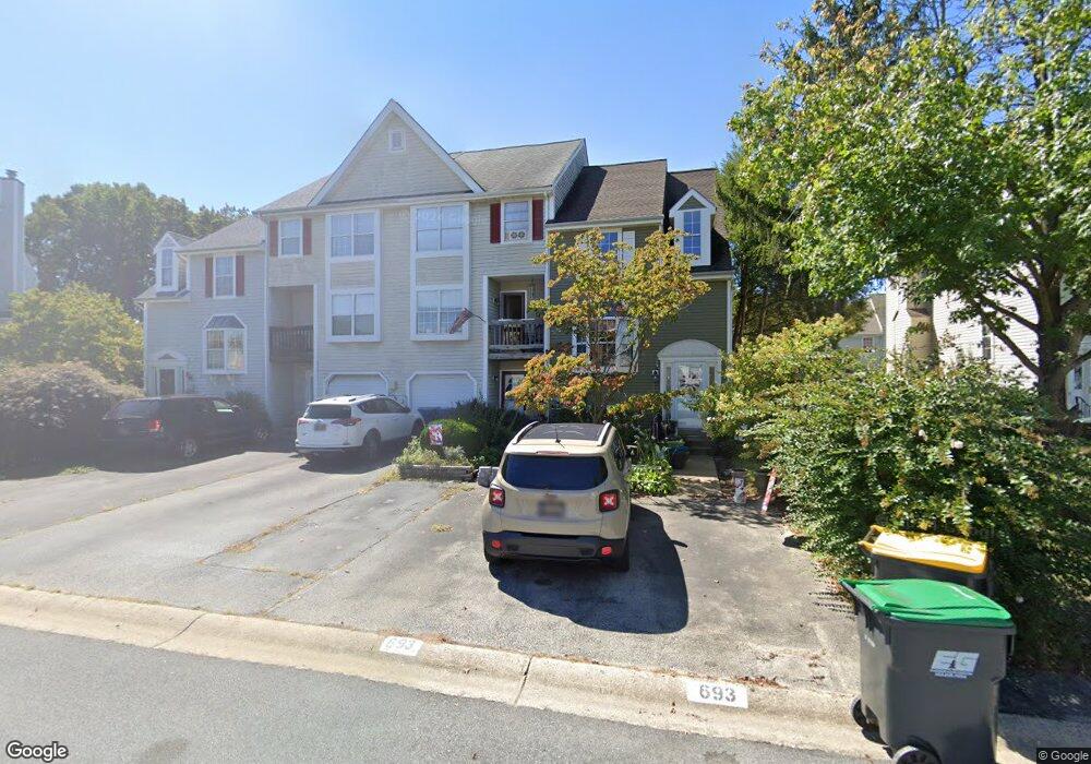 691 Corsica Ave, Bear, DE 19701 - photo 1