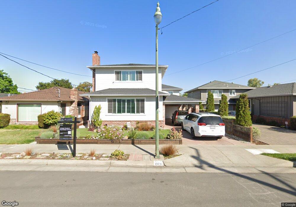 Sold $2,180,000 • Co-Listing Agent