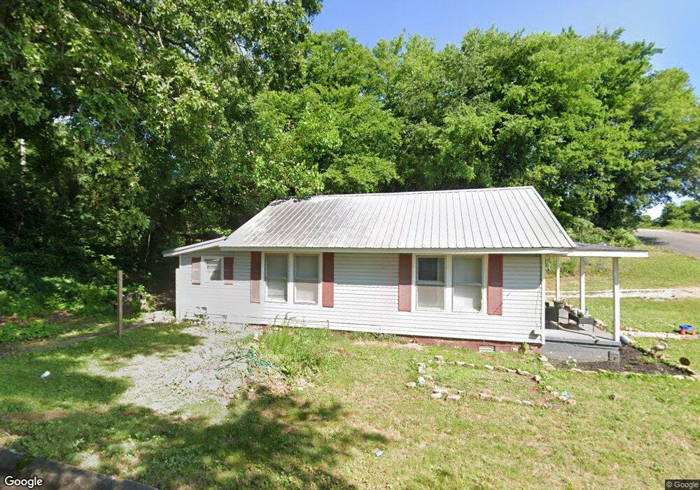 303 Virginia Ave, Florence, AL 35630 - photo 1