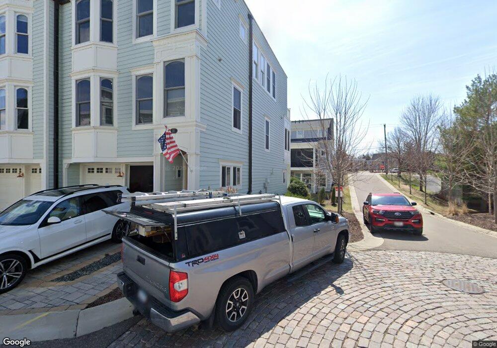 10 Village Ln, Excelsior, MN 55331 - photo 1