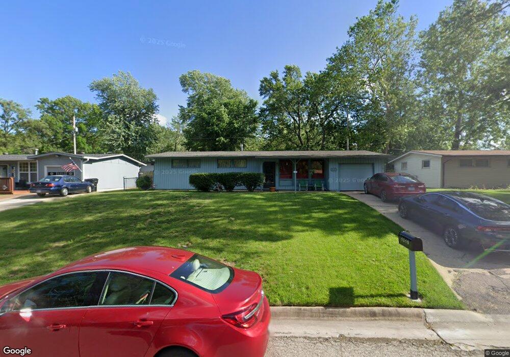 1319 SW Cornwall St, Topeka, KS 66611 - photo 1