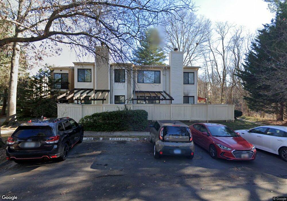 5 Sparrow Valley Ct, Montgomery Village, MD 20886 - photo 1