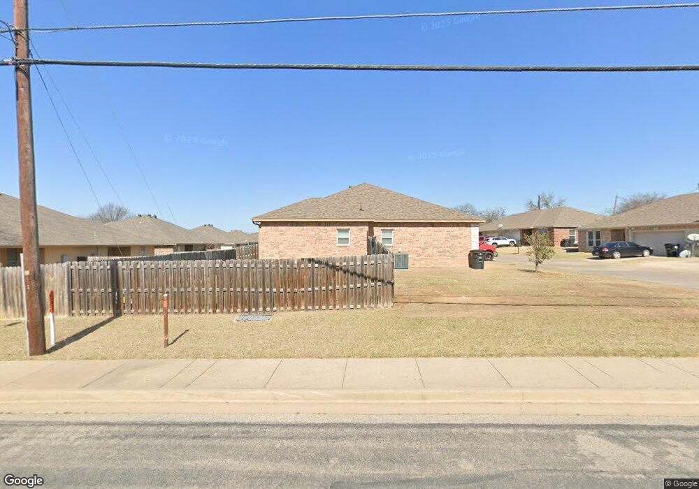 1208 Country Club Rd, Cleburne, TX 76033 - photo 1