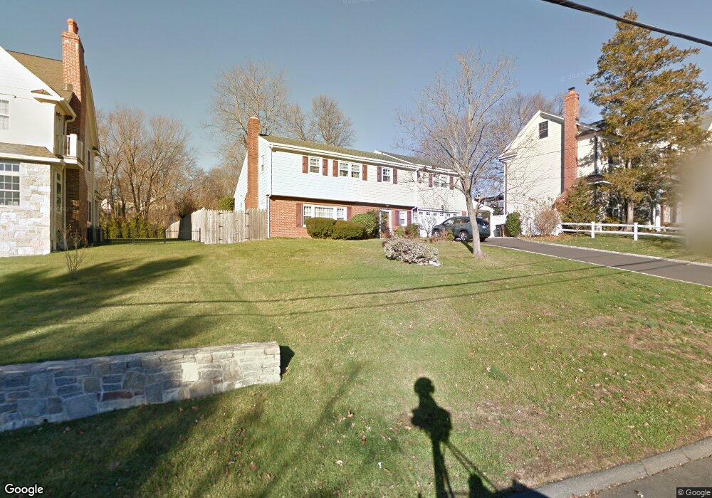 16 Edward Place, Stamford, CT 06905 - photo 1