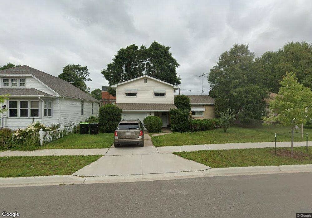 1904 13th Ave, Menominee, MI 49858 - photo 1