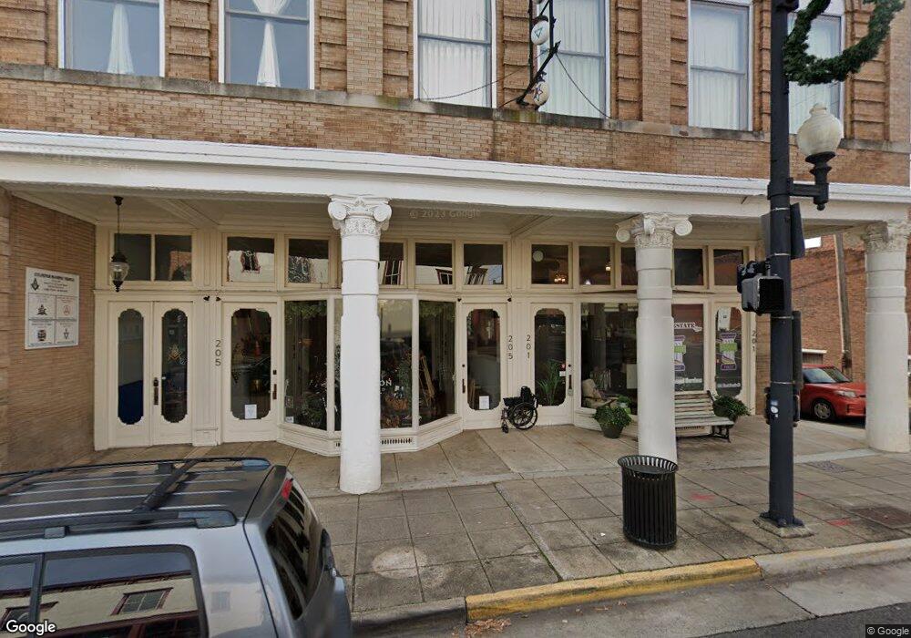 205 E Davis St, Culpeper, VA 22701 - photo 1