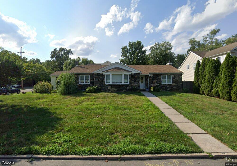 902 Mitchell Ave, Morton, PA 19070 - photo 1