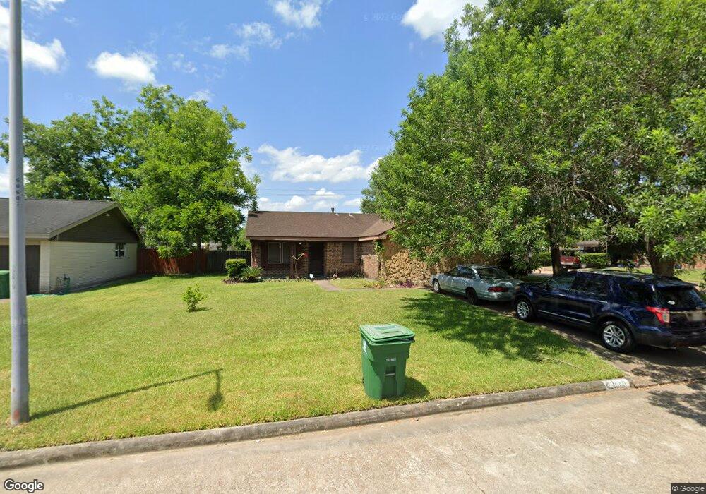 11230 Newton St, Houston, TX 77089 - photo 1